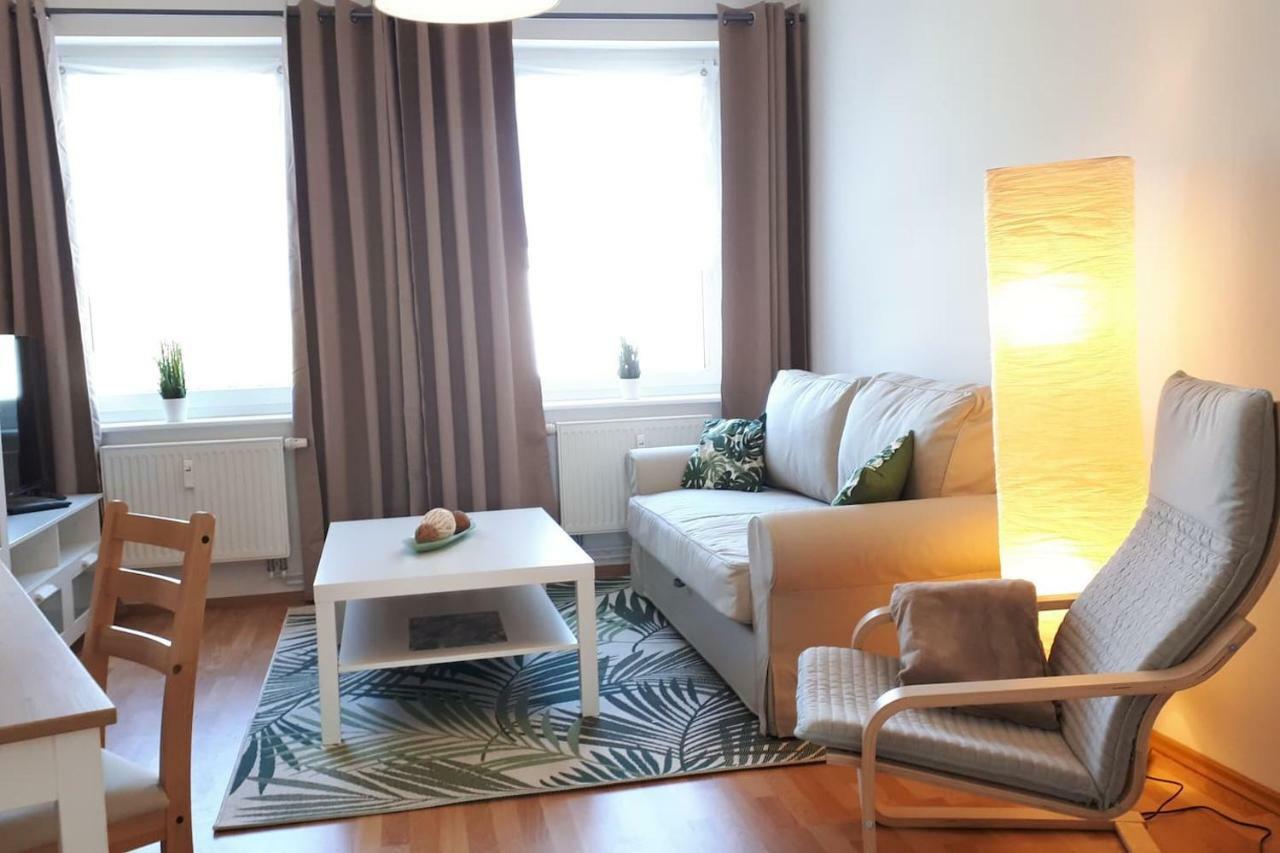 Ferienwohnung Mit Seeblick Brandenburg  Bagian luar foto