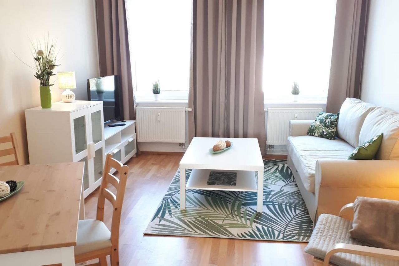 Ferienwohnung Mit Seeblick Brandenburg  Bagian luar foto